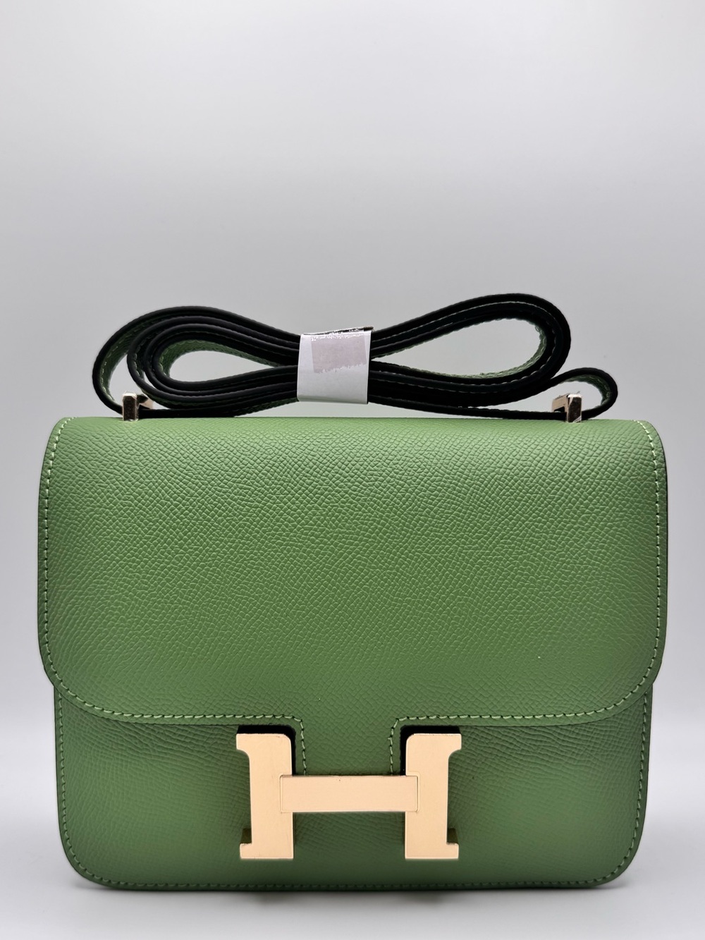The Vivienne 18 - Avocado